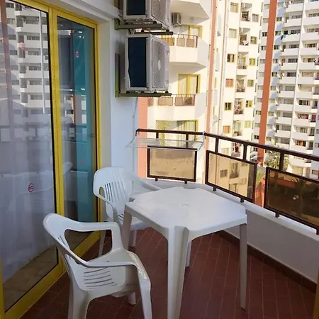 Apartment Charming With Balcony In Portimao, 55 Sqm, Pool View Portimao